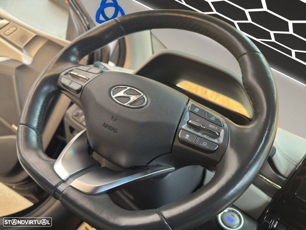 Hyundai Ioniq - 17