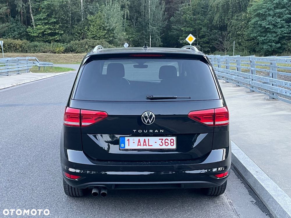 Volkswagen Touran 2.0 TDI SCR DSG Comfortline - 6