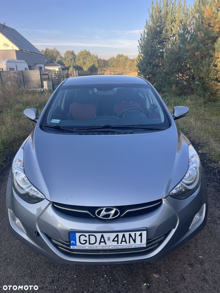Hyundai Elantra 1.6 Style - 5