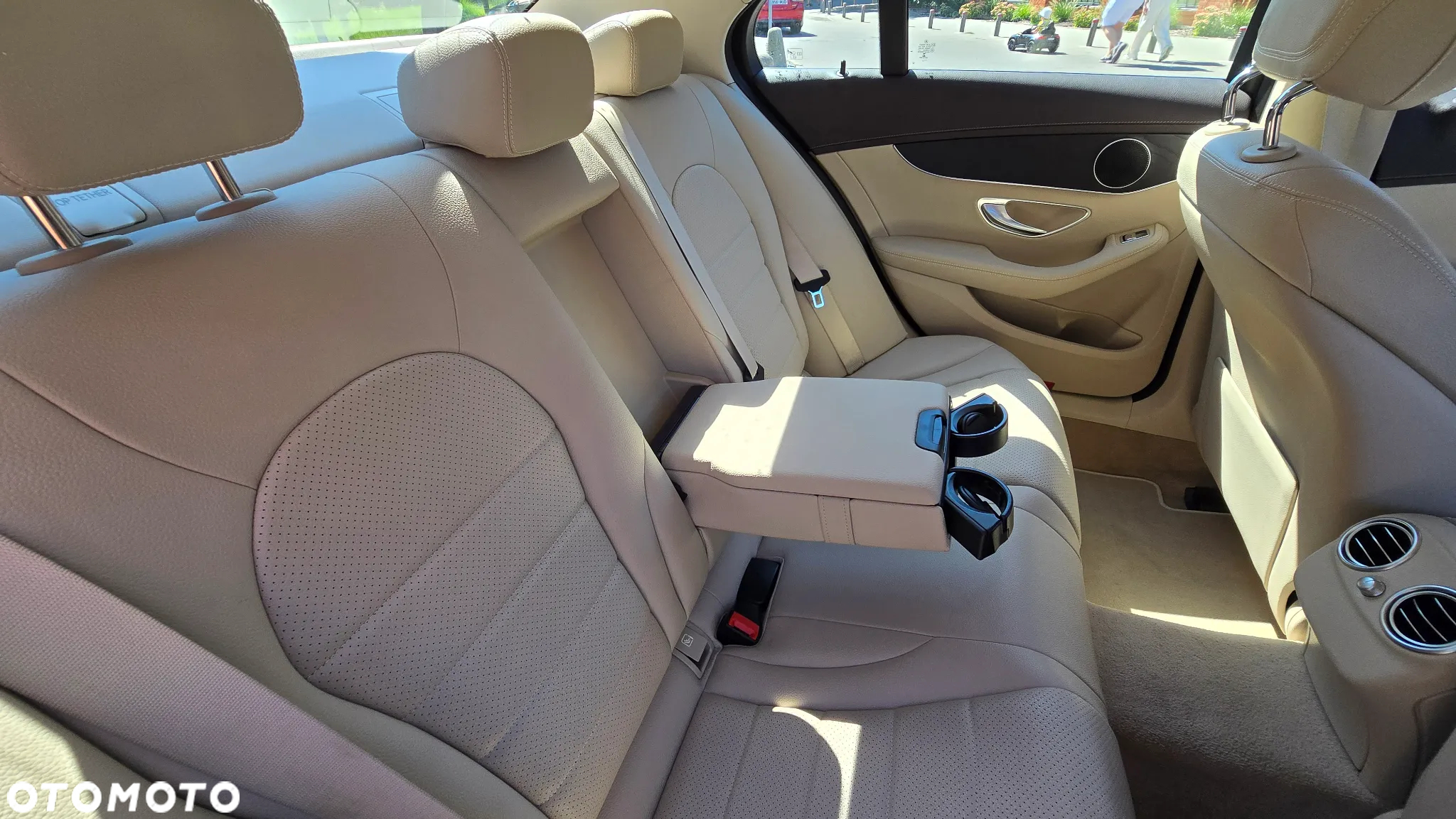 Mercedes-Benz Klasa C 220 d 4MATIC 9G-TRONIC - 26