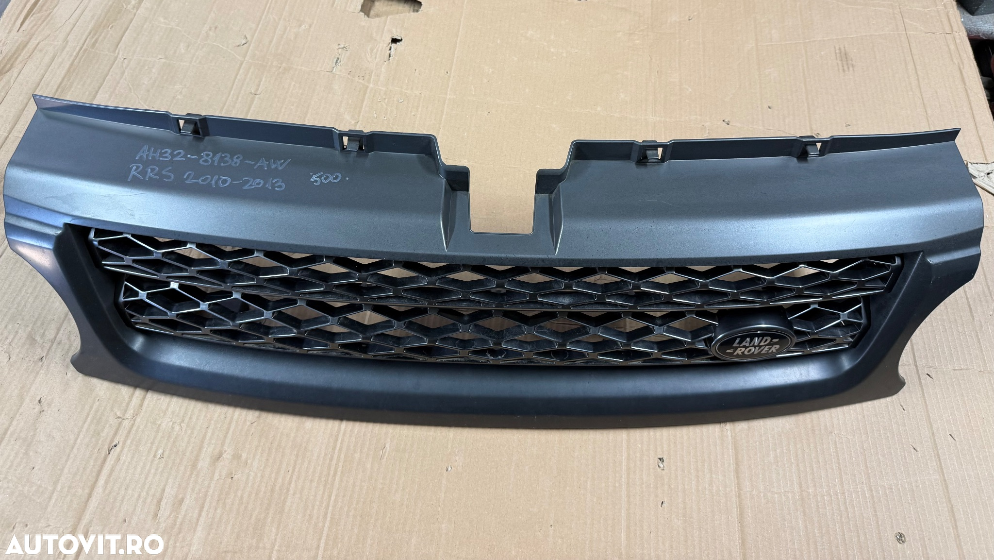 Grila radiatoare RANGE ROVER SPORT an 2010-2013  fara defecte cod AH32-8138-AW - 2