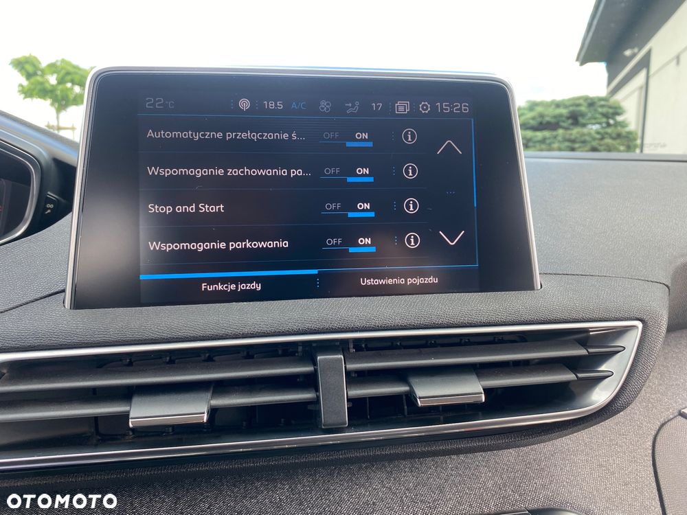 Peugeot 3008 1.2 PureTech Allure S&S - 31