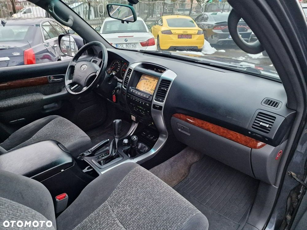 Toyota Land Cruiser 3.0 D Sol Navi Platinium - 32