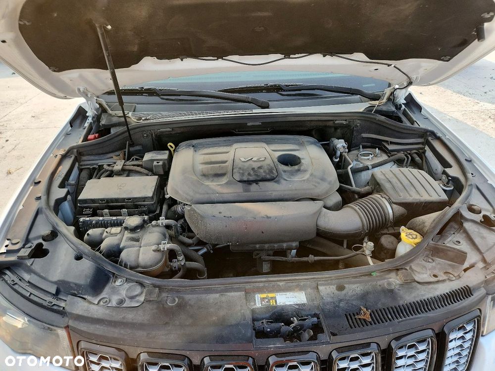 Jeep Grand Cherokee 3.6 V6 Laredo - 11