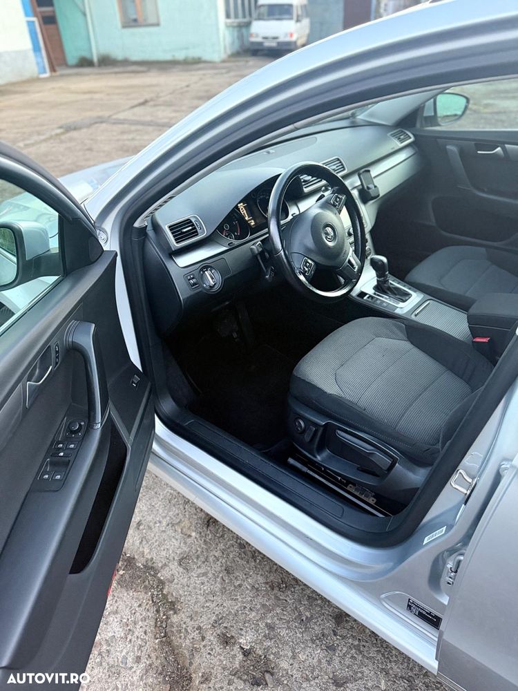 Volkswagen Passat Variant 2.0 Blue TDI DSG SCR Comfortline - 7