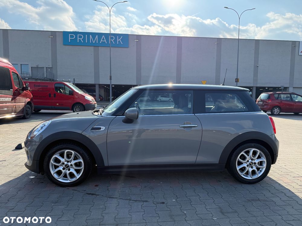 MINI Cooper Standard - 5