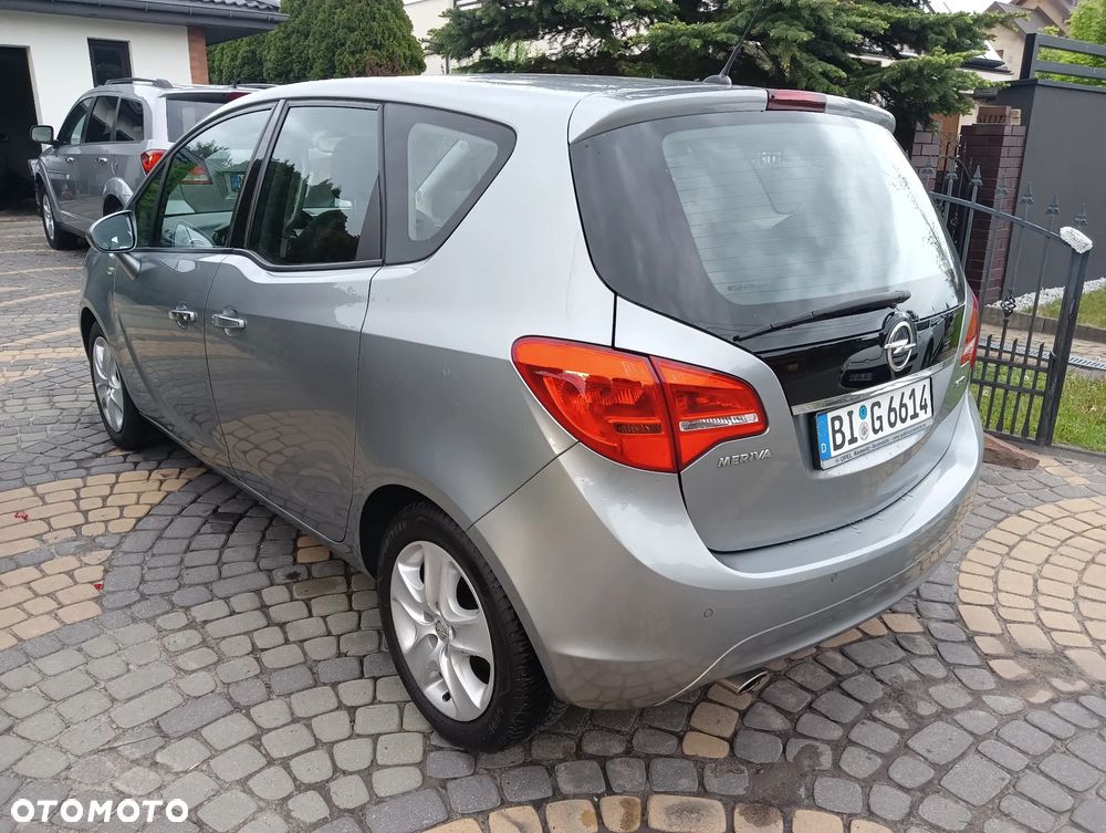 Opel Meriva 1.7 CDTI Cosmo - 4