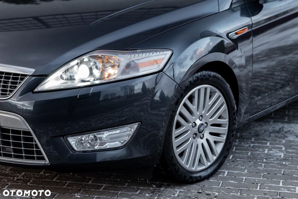 Ford Mondeo 2.5 Titanium X - 34