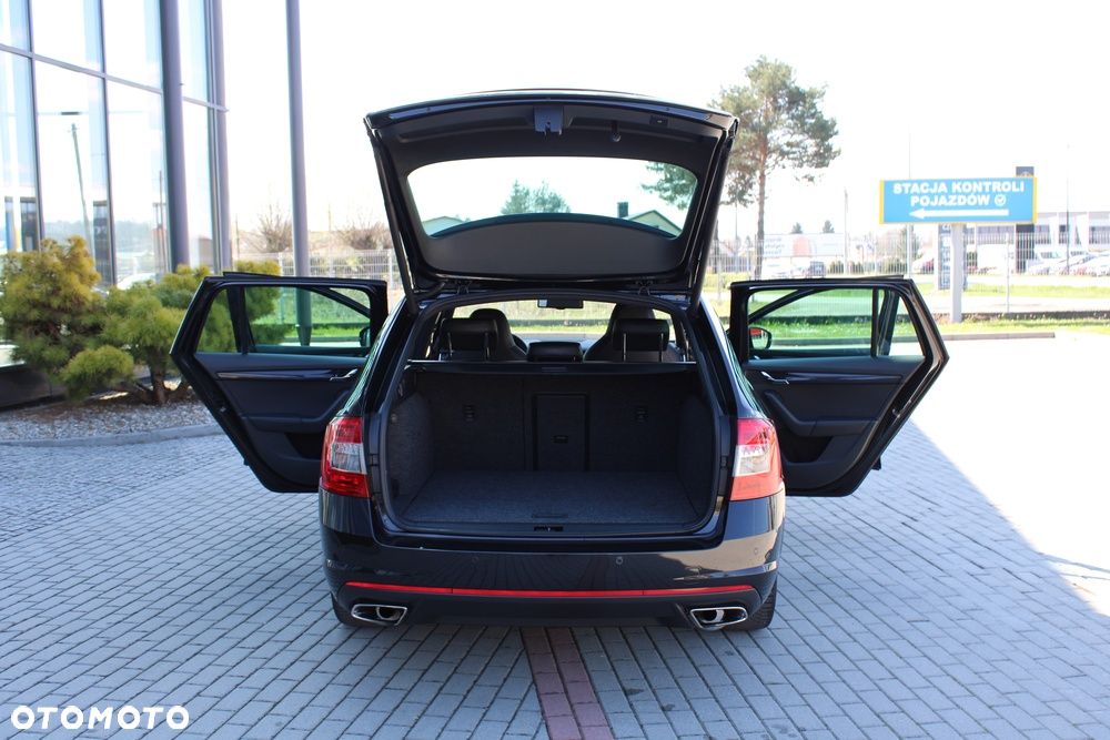 Skoda Octavia 2.0 TSI (Green tec) DSG RS - 18