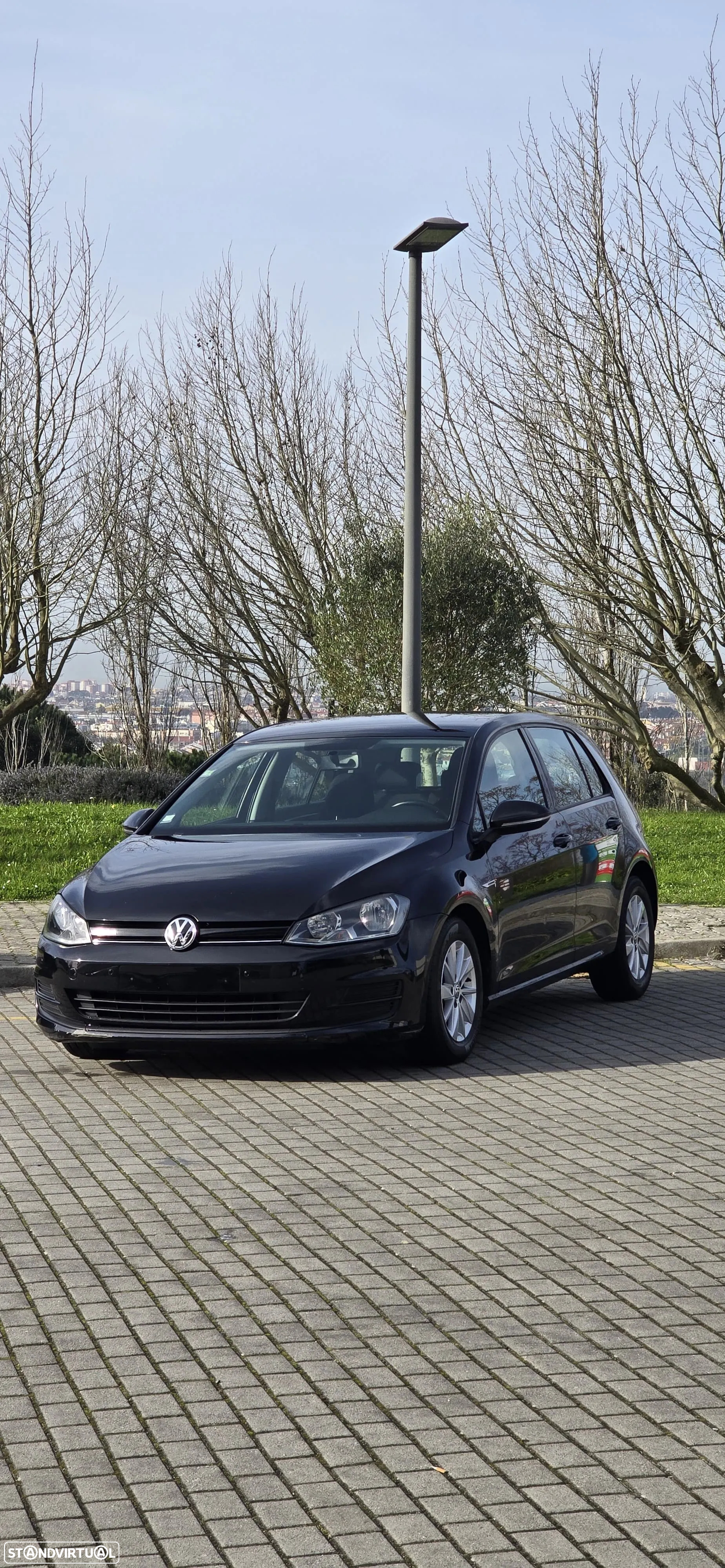 VW Golf 1.6 TDi BlueMotion Confortline - 3