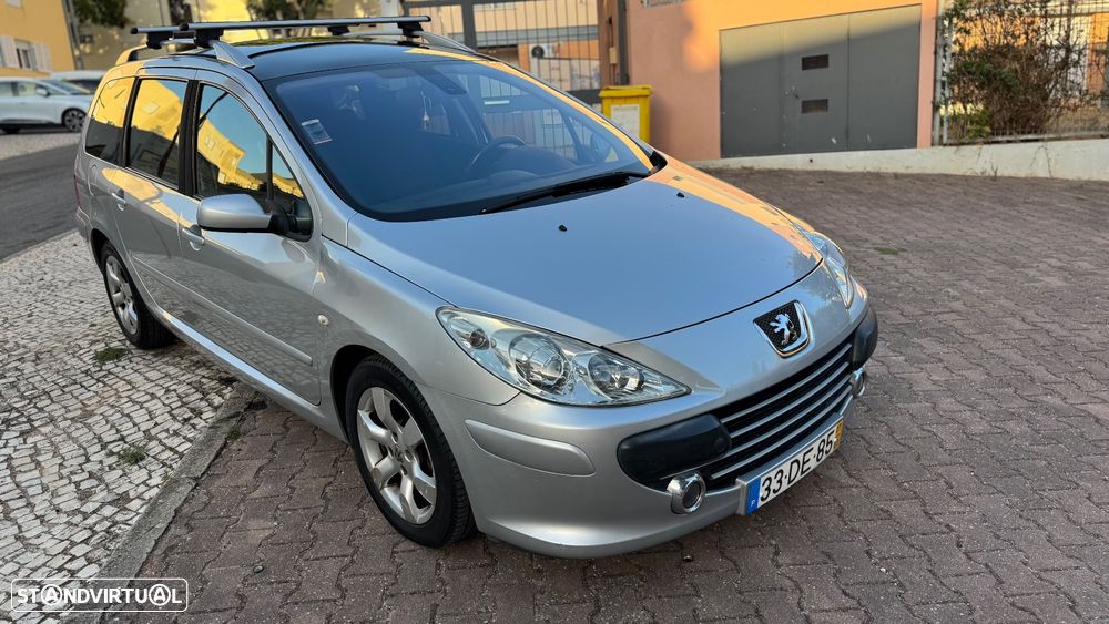 Peugeot 307 SW 1.6 HDi FAP SE Navteq - 7