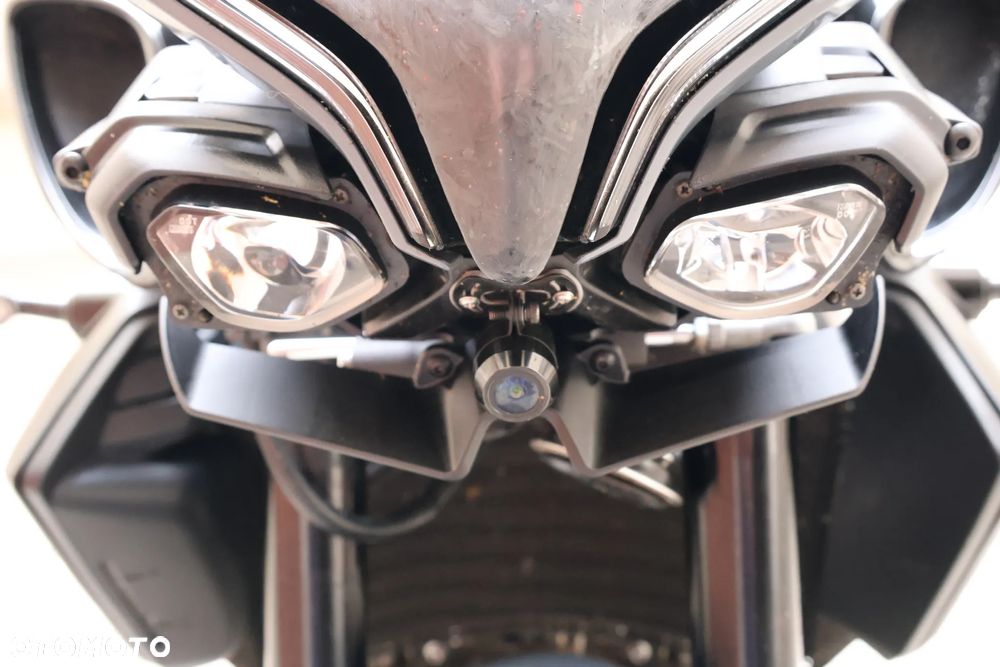 Yamaha MT - 2