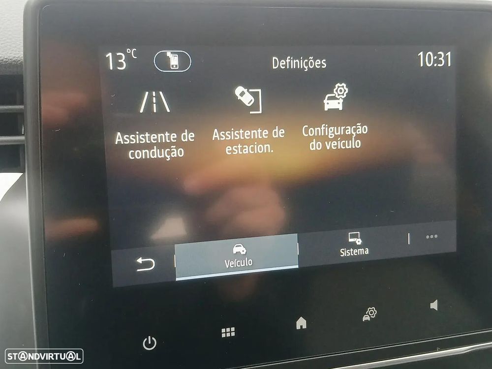 Renault Clio - 32