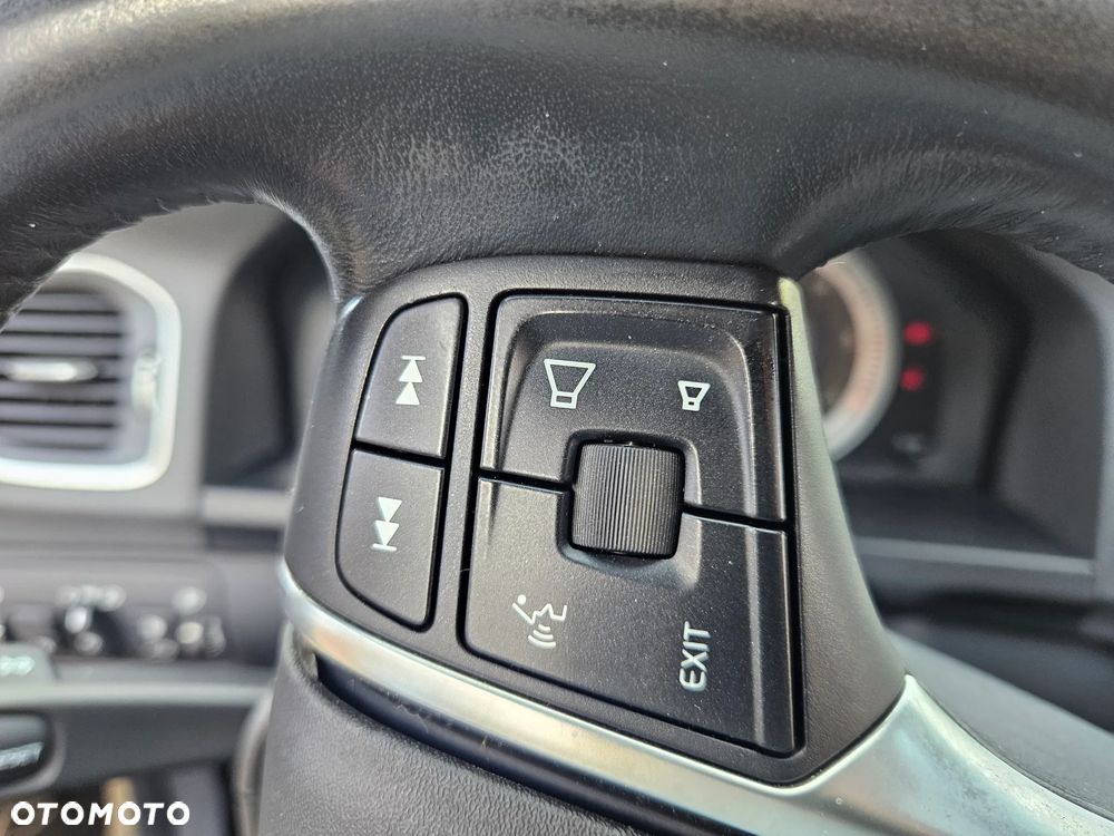 Volvo V60 D2 Kinetic - 16