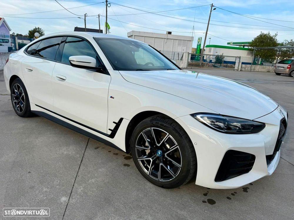 BMW i4 eDrive40 Pack Desportivo M - 12