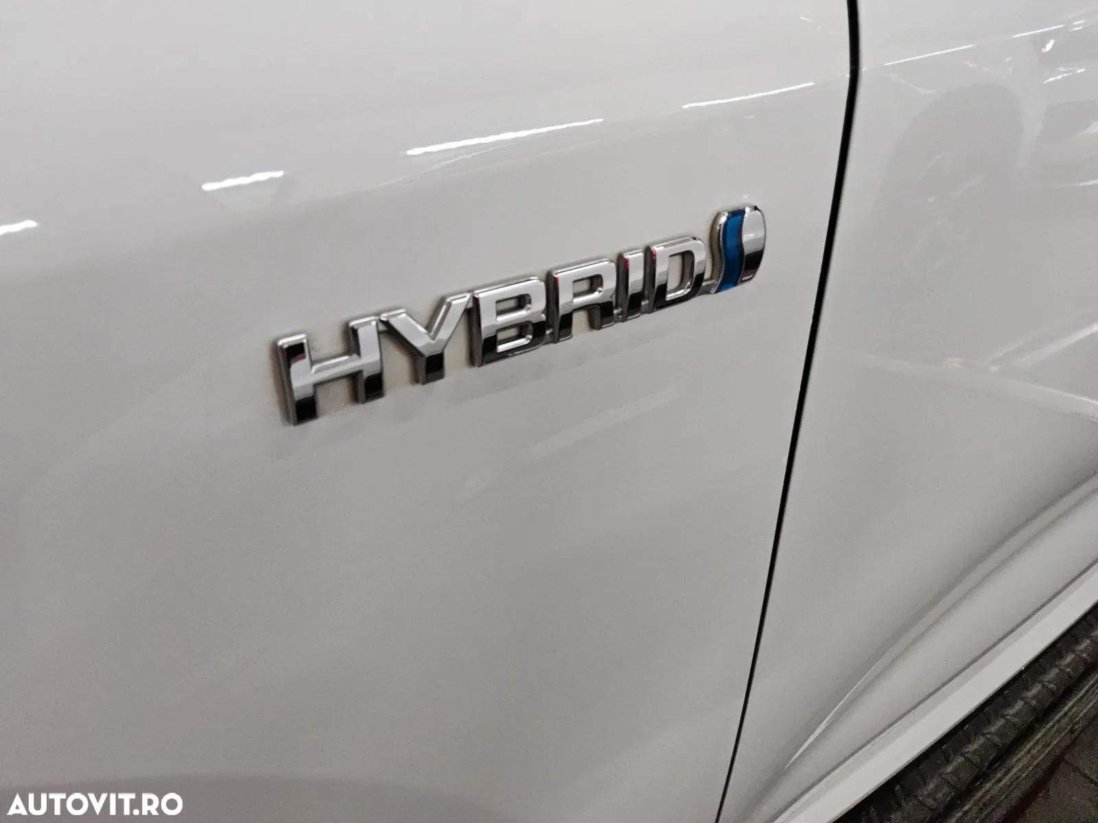 Toyota Corolla 2.0 Hybrid Team Deutschland - 10