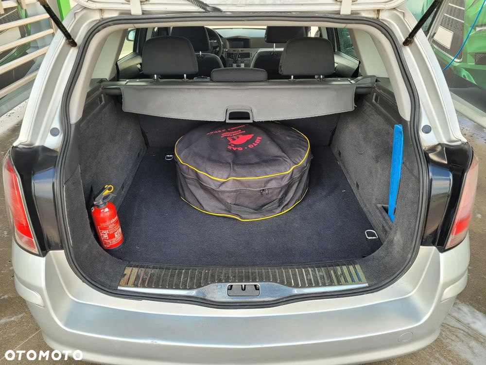 Opel Astra 1.8 Enjoy - 11