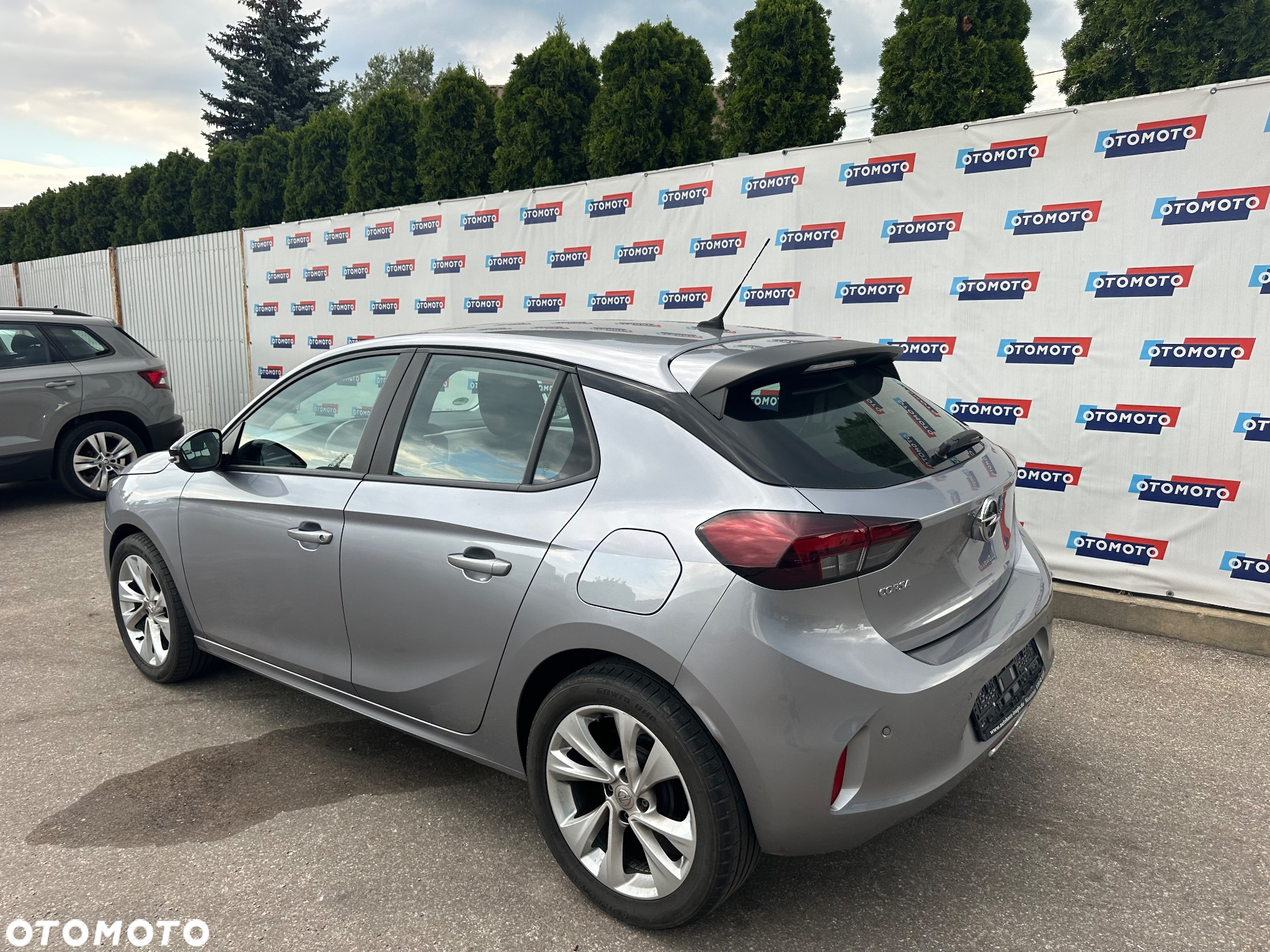 Opel Corsa 1.2 Business S&S - 10