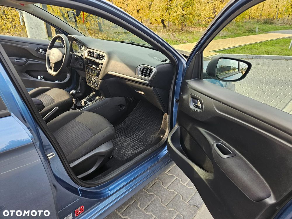 Peugeot 301 1.2 Pure Tech Active - 14