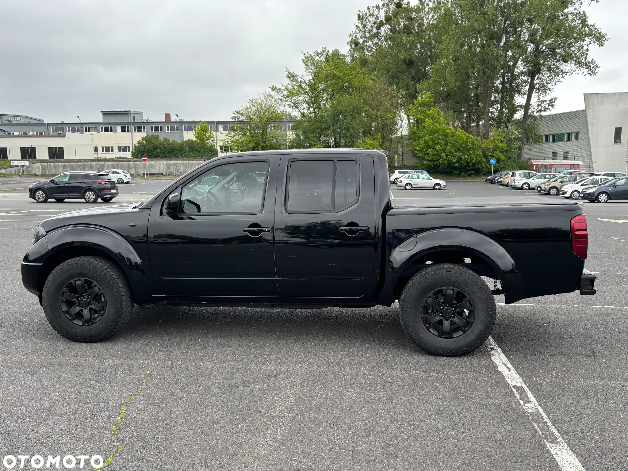 Nissan Frontier - 8