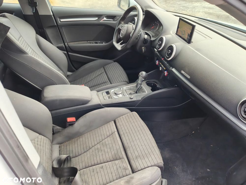 Audi A3 Sportback - 33