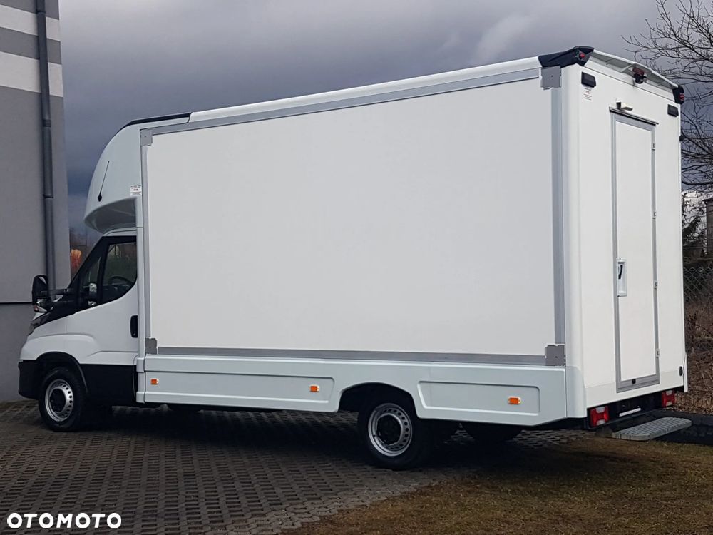 Iveco DAILY KONTENER NISKOPODŁOGOWY 4,43x2,23x2,42 SKLEP FOODTRUCK BAR KLIMA KONIOWÓZ KAMPER - 3