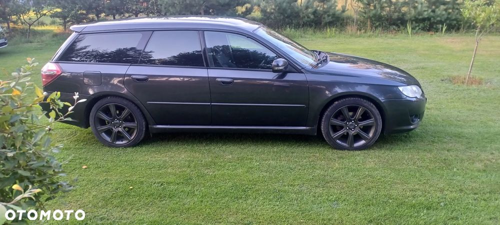 Subaru Legacy 2.0R Trend - 16