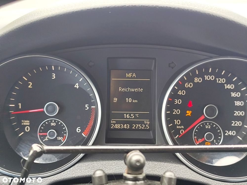 Volkswagen Golf - 12