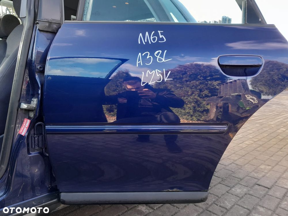 AUDI A3 8L DRZWI LEWE TYLNE LEWY TYŁ KOLOR: LZ5K