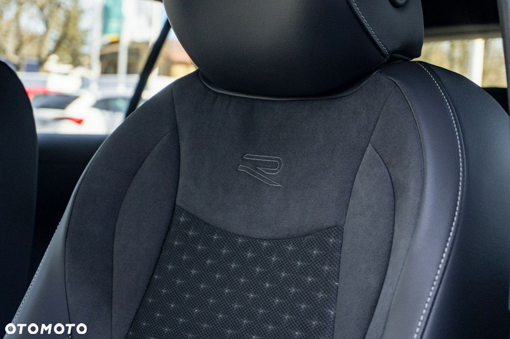 Volkswagen T-Roc - 25