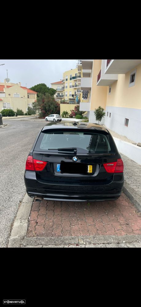 BMW 318 Gran Turismo d - 2