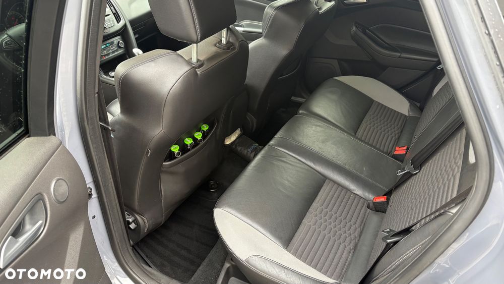 Ford Focus 2.0 TDCi ST-2 - 12