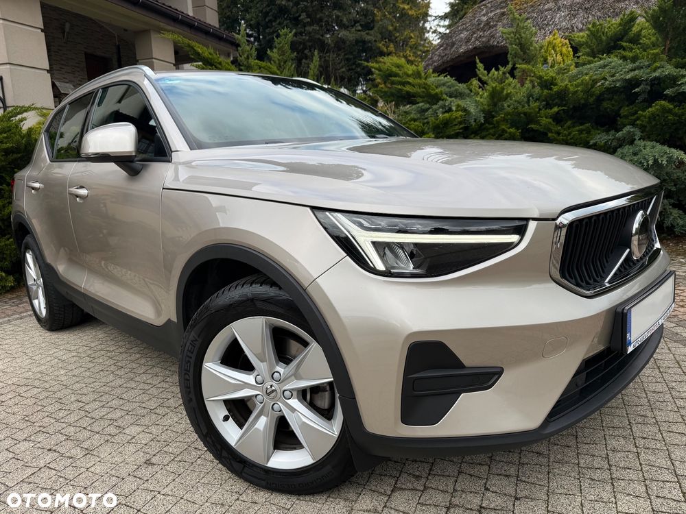 Volvo XC 40 B3 B DKG Plus Bright - 17