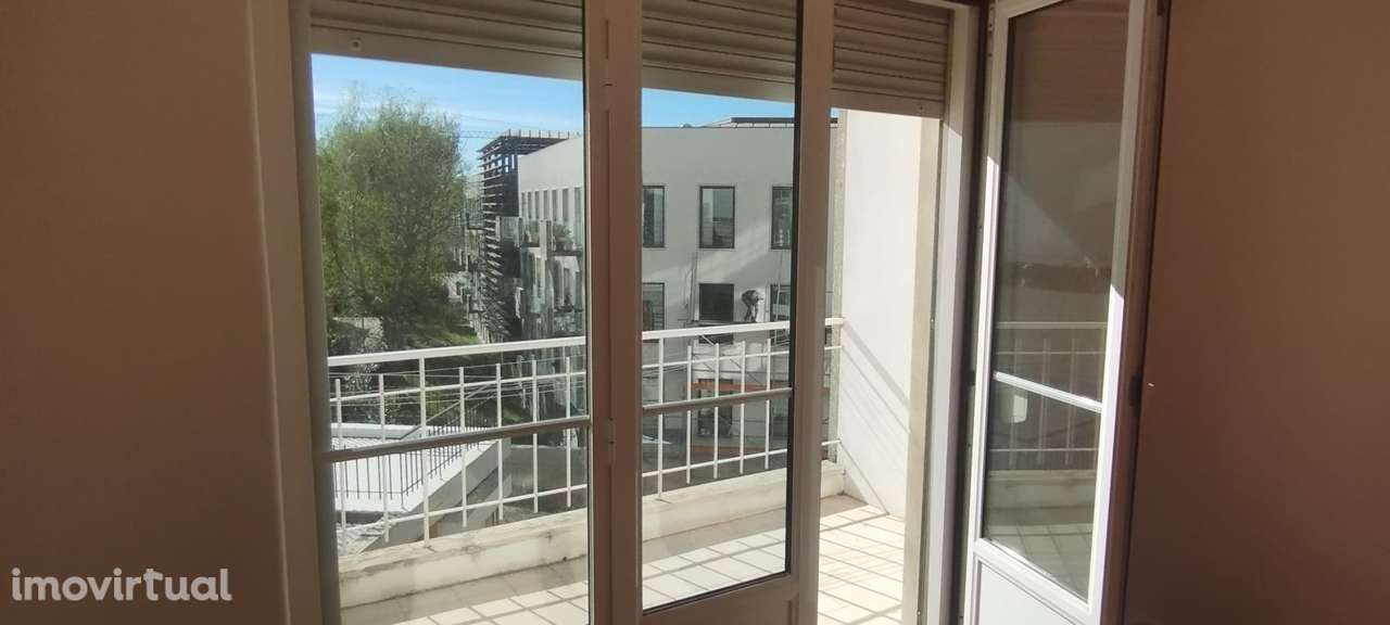 T2 com varanda e elevador em Estrela, Lisboa - Grande imagem: 3/6