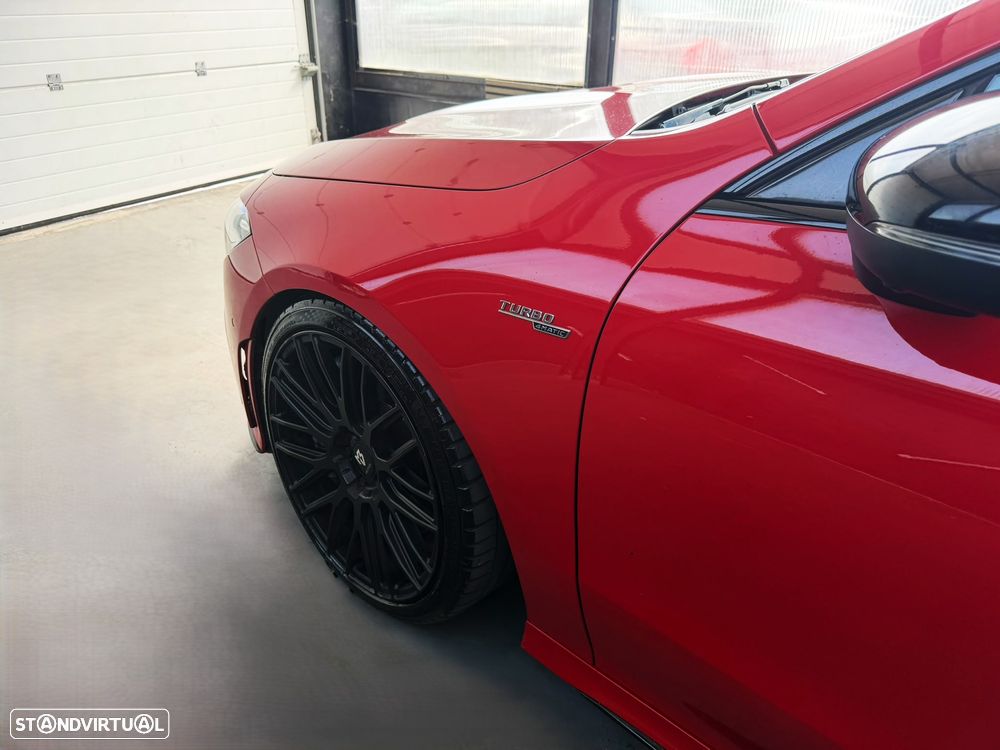 Mercedes-Benz CLA 35 AMG 4Matic - 4