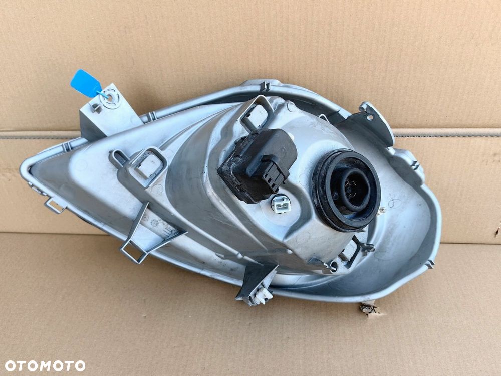Lampa przednia Prawa RENAULT TRAFIC 7700311372 OPEL VIVARO 91165720 (1162) - 4