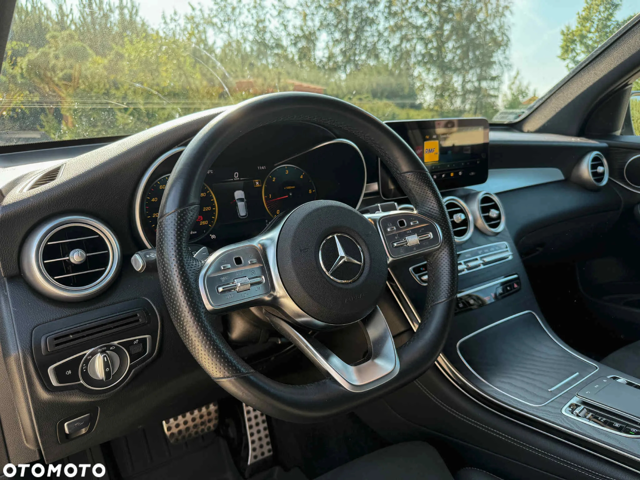 Mercedes-Benz GLC - 15