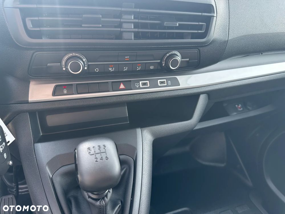 Peugeot Expert - 18
