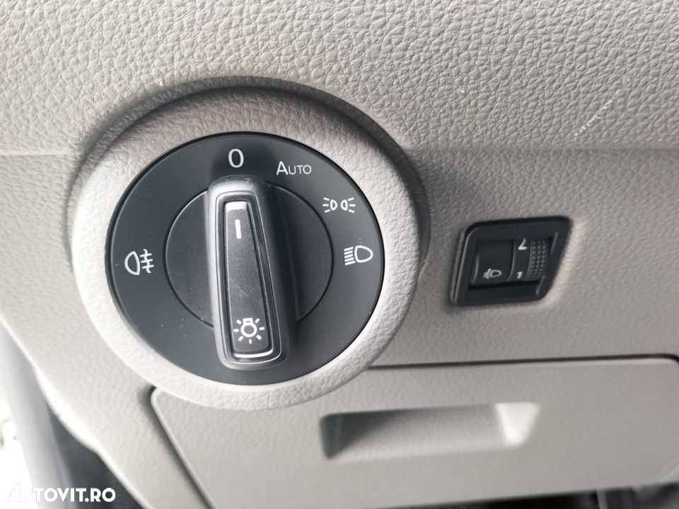 Volkswagen Transporter - 8