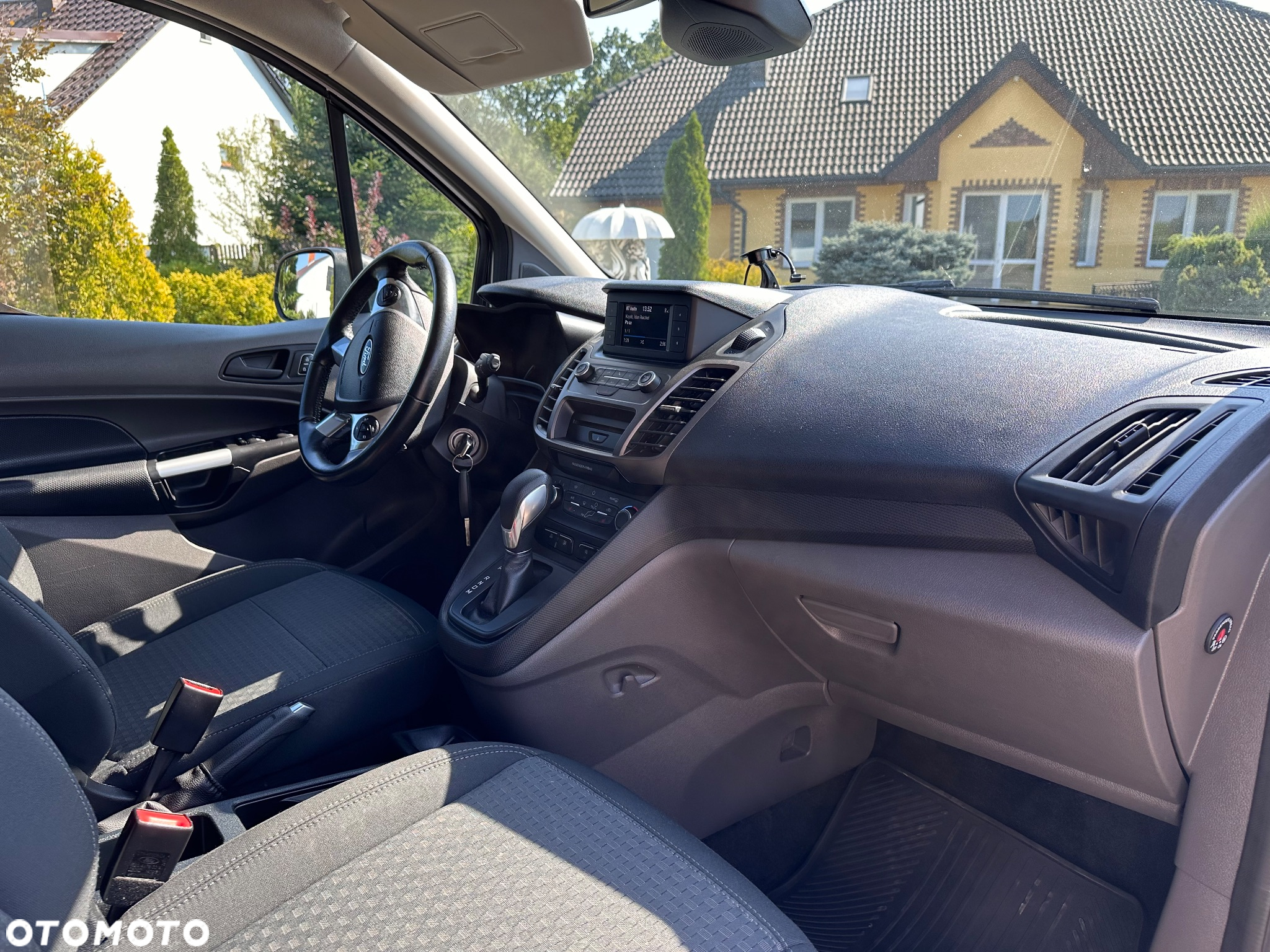 Ford Tourneo Connect Grand - 10