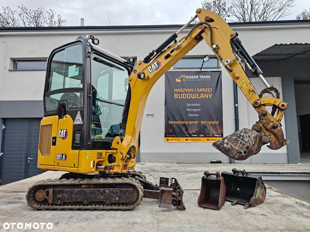 Caterpillar 301.6 - 1