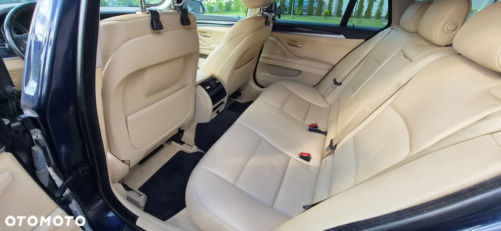 BMW Seria 5 - 21
