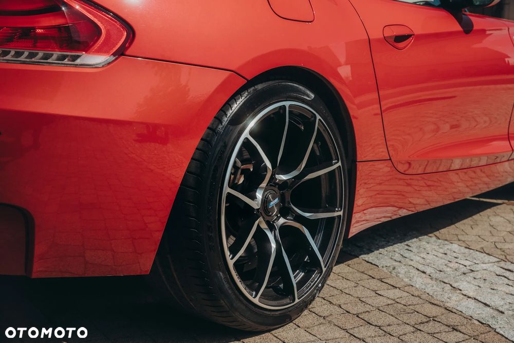 BMW Z4 sDrive35is - 4