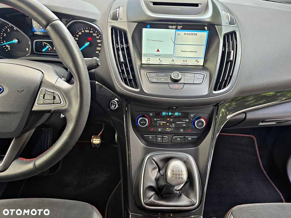 Ford Kuga 1.5 EcoBoost 2x4 ST-Line - 29