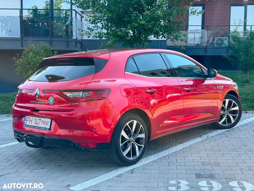 Renault Megane ENERGY dCi 110 Start & Stop Bose Edition - 4
