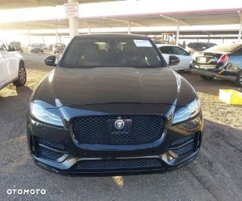 Jaguar F-Pace D200 AWD R-Dynamic Black - 7