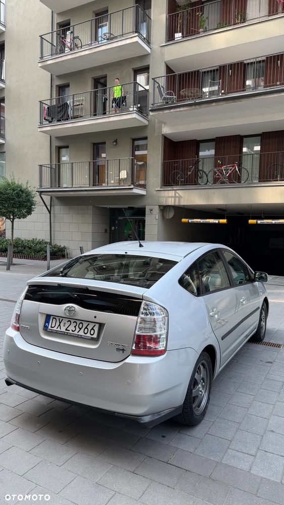 Toyota Prius 1.5 VVT-i Prestige - 14