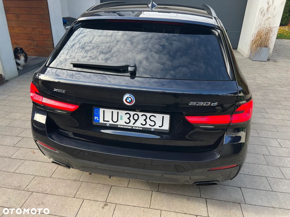 BMW Seria 5 530d xDrive M Sport Edition - 3