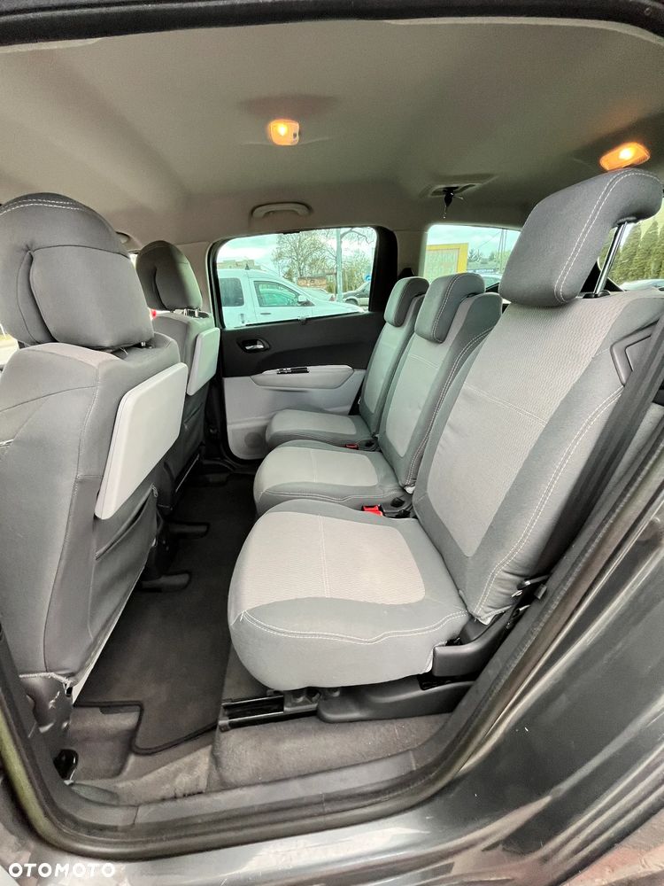 Peugeot 5008 1.6 HDi Active 7os - 10