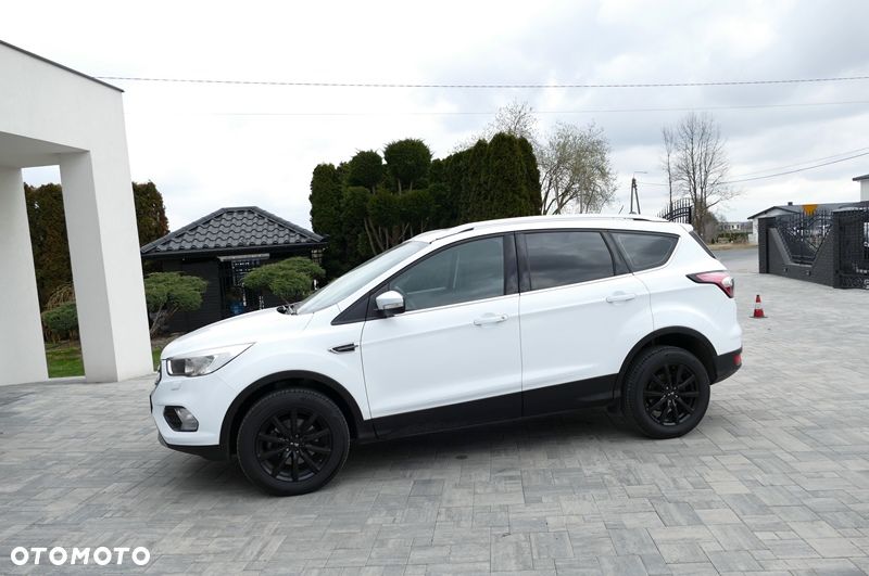 Ford Kuga - 12